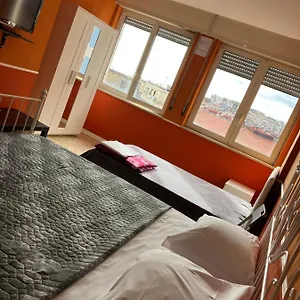 Centralstationhouse Bed & Breakfast